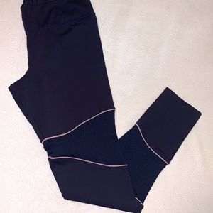Active Mesh Panel Leggings